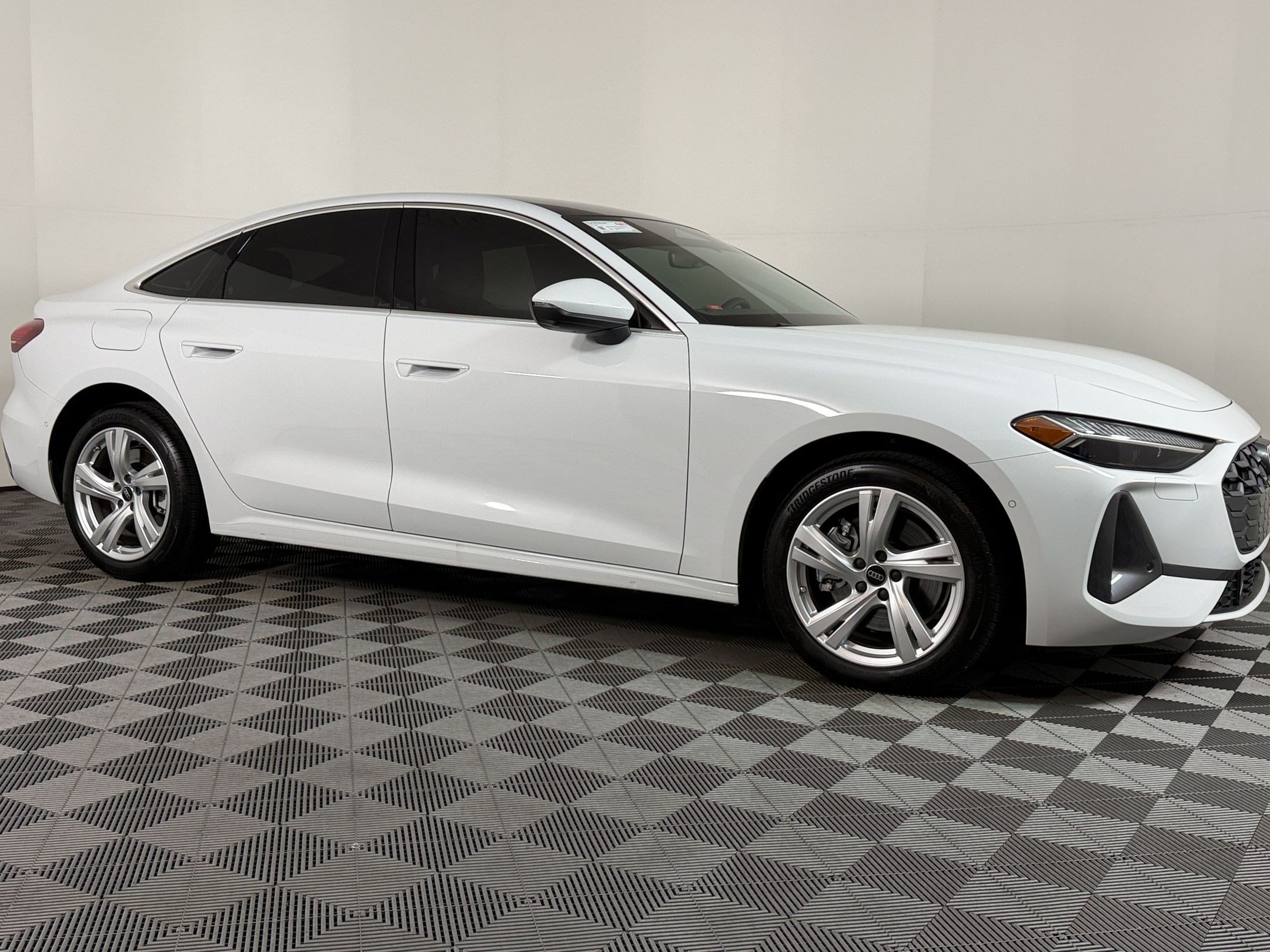 Used 2025 Audi A5 2.0T Premium Plus AWD/4WD image 6