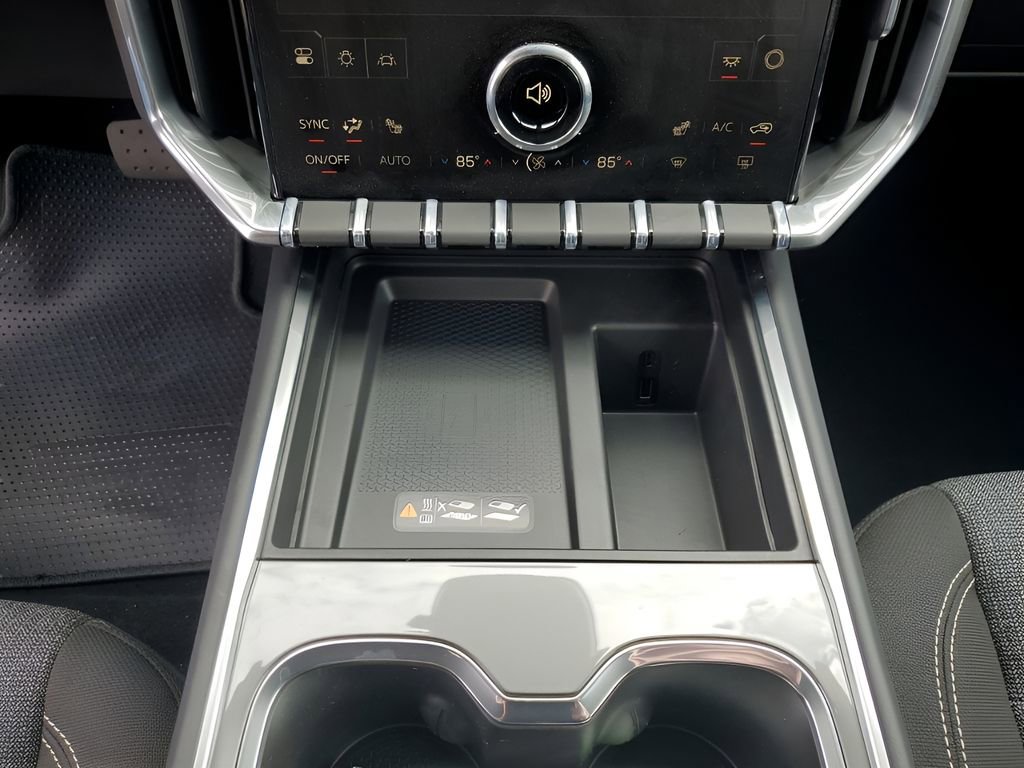 New 2026 GMC Acadia Elevation image 40