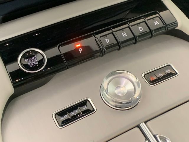 New 2025 Lincoln Navigator Reserve image 17