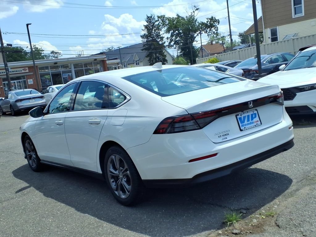 Certified 2023 Honda Accord EX image 4