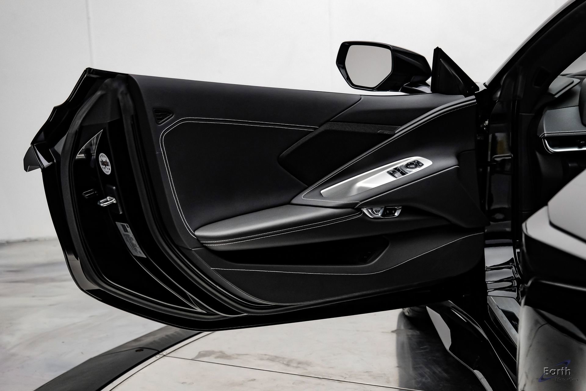 Used 2025 Chevrolet Corvette Z06 image 88