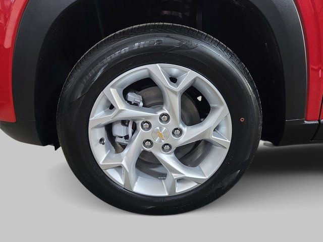 New 2026 Chevrolet Trax LS w/ LS Convenience Package FWD image 31