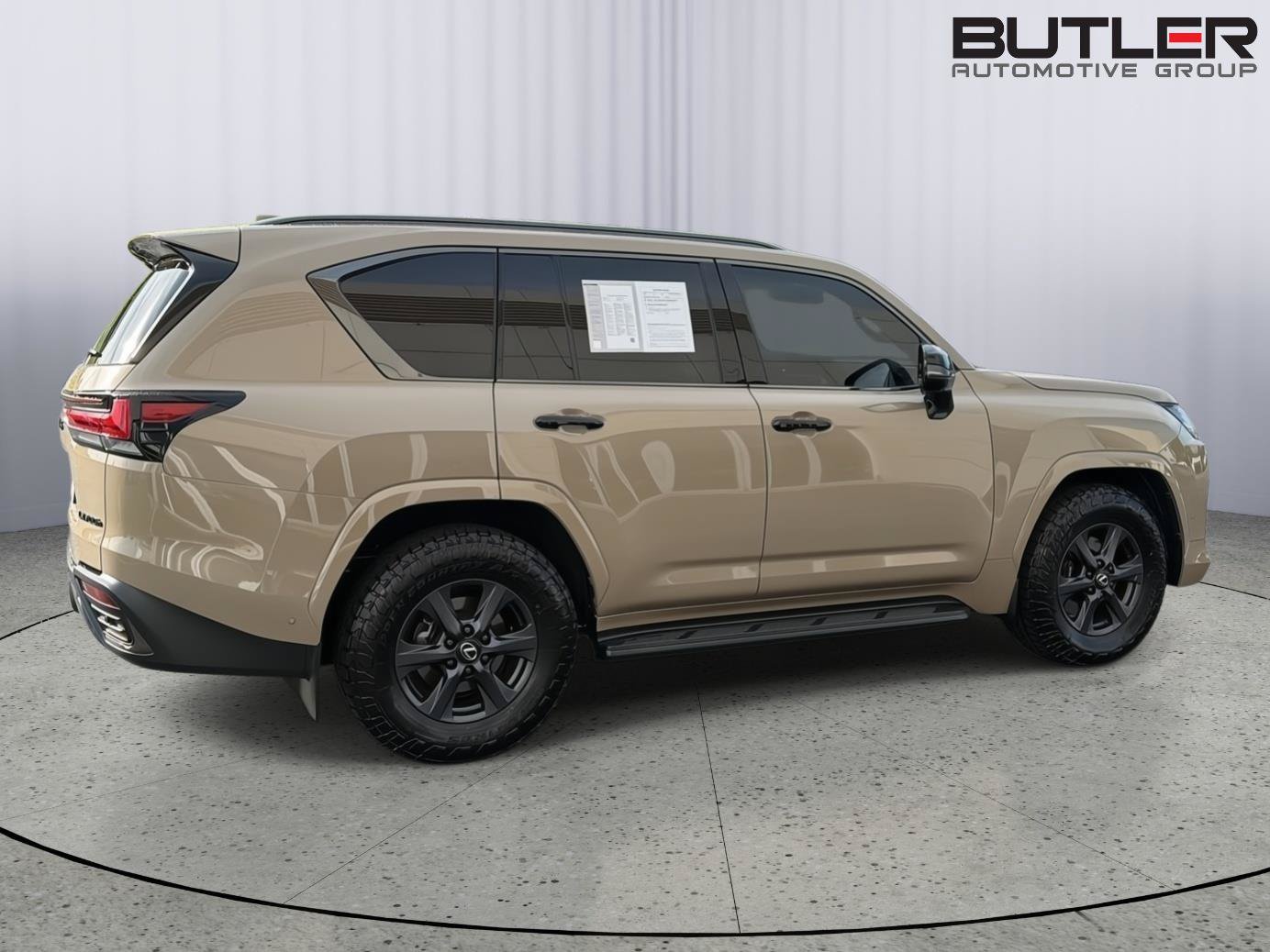 Certified 2025 Lexus LX 700h Overtrail AWD/4WD image 7