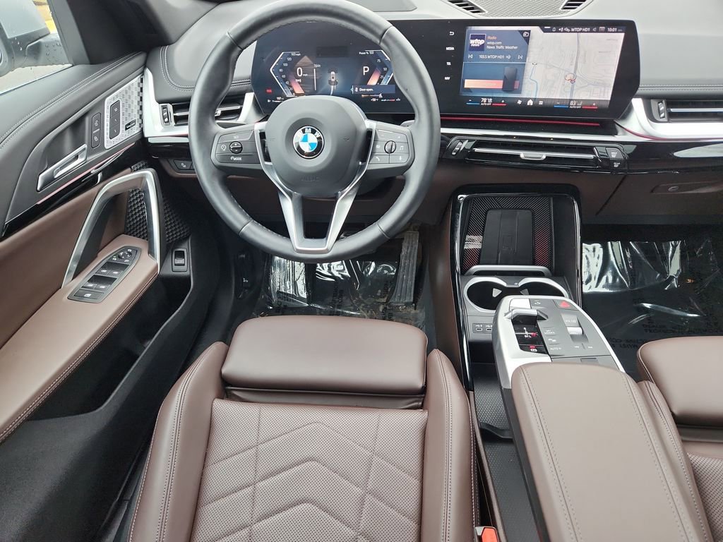 Used 2024 BMW X1 xDrive28i w/ Premium Package image 4