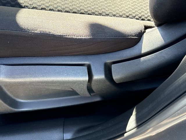 Used 2020 Nissan Rogue Sport S image 21