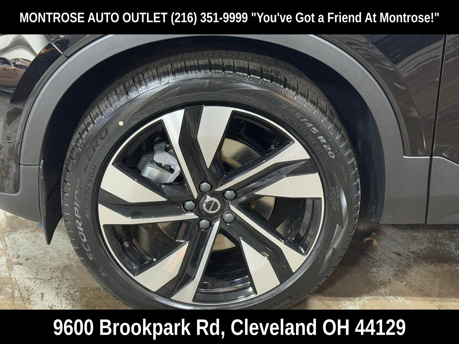 New 2026 Volvo XC40 B5 Plus w/ Protection Package Premier image 47