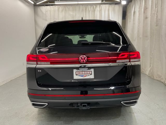 Used 2025 Volkswagen Atlas SE FWD image 6