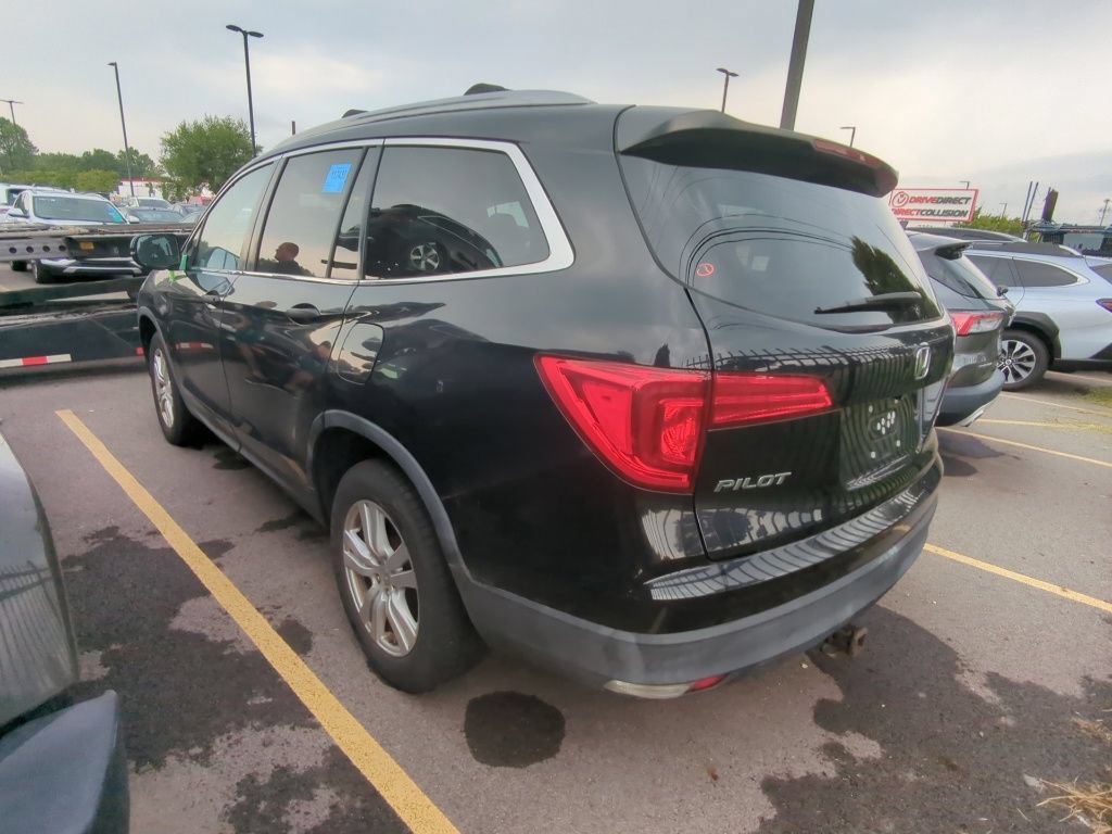 Used 2016 Honda Pilot LX image 4