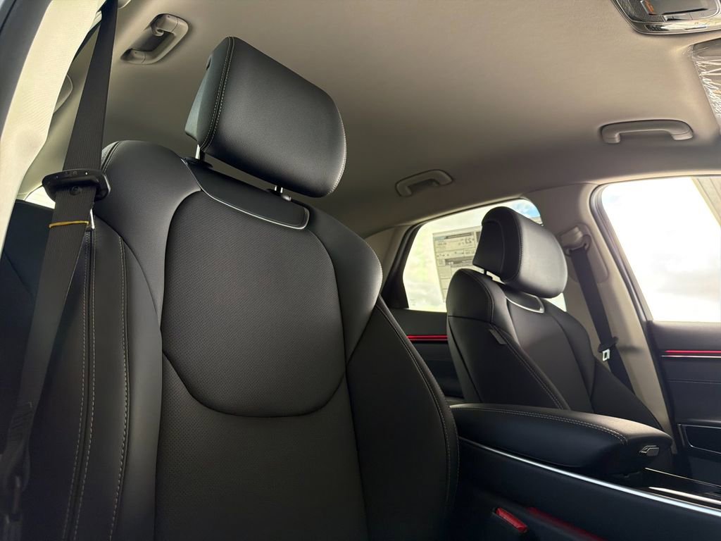 New 2026 Genesis GV70 2.5T AWD/4WD image 17