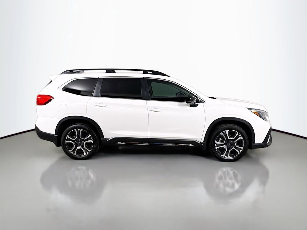 Used 2024 Subaru Ascent Limited AWD/4WD image 4