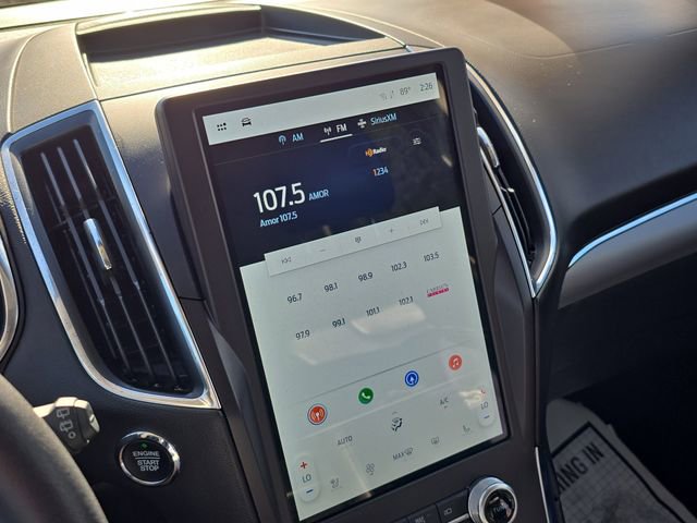 Used 2021 Ford Edge Titanium image 19