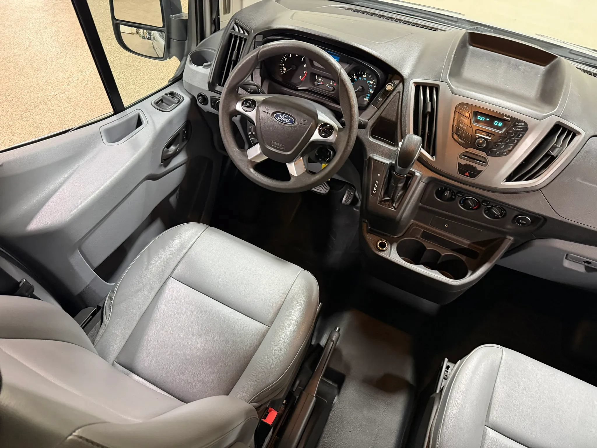 Used 2019 Ford Transit 150 XL RWD image 44