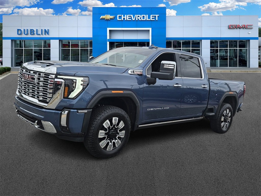 New 2026 GMC Sierra 3500 Denali w/ Technology Package video 1