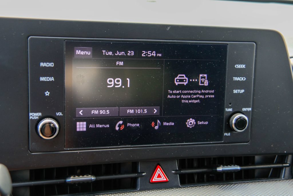 Used 2025 Kia Sportage LX FWD image 5