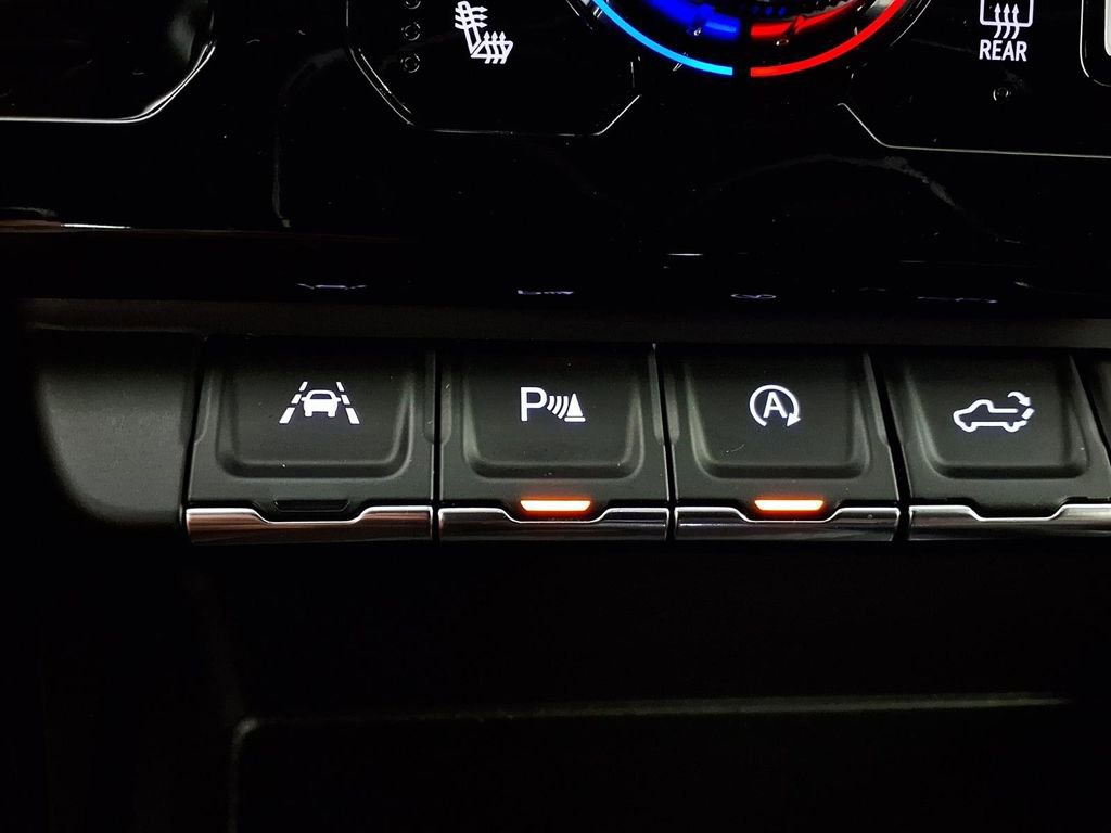 Used 2024 GMC Sierra 1500 AT4 w/ Technology Package image 21