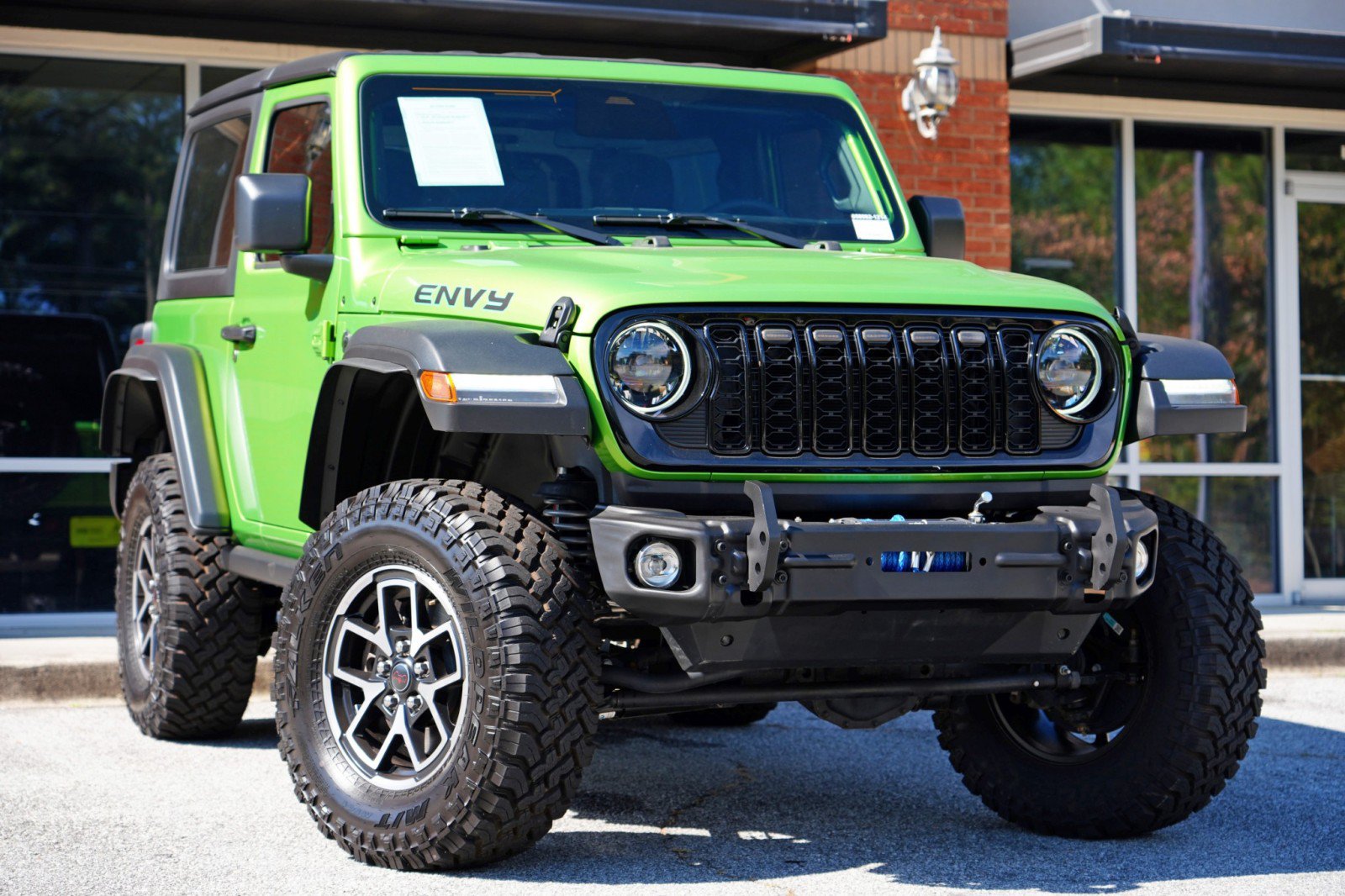 Used 2025 Jeep Wrangler Sport AWD/4WD image 2