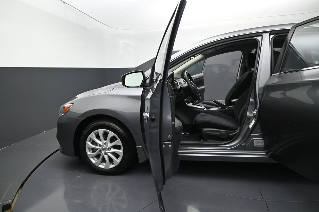 Used 2019 Nissan Sentra SV FWD image 13