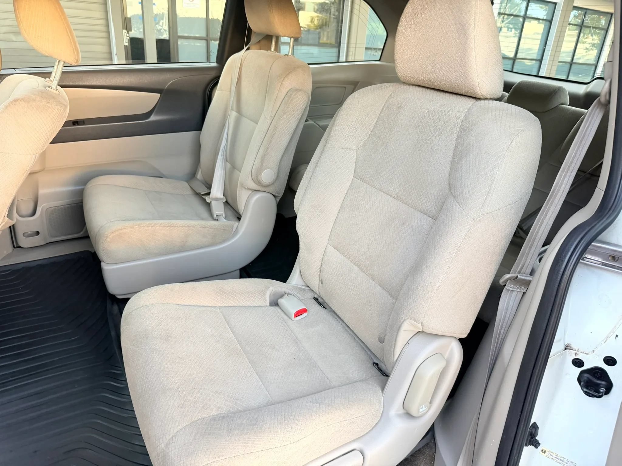 Used 2014 Honda Odyssey LX image 10