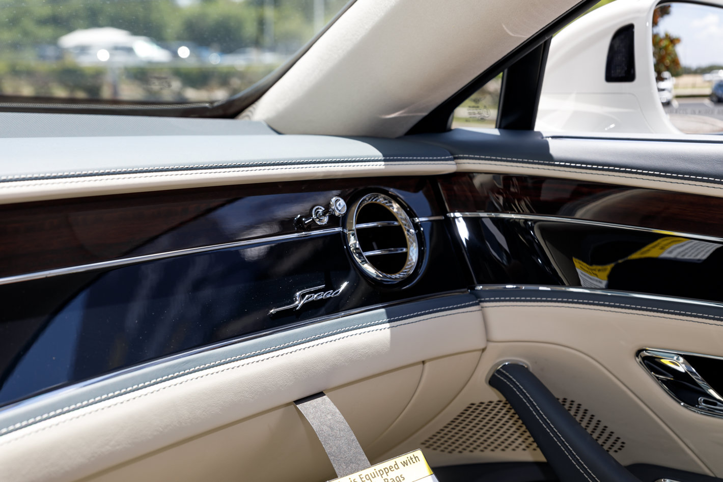Certified 2024 Bentley Flying Spur W12 AWD/4WD image 17