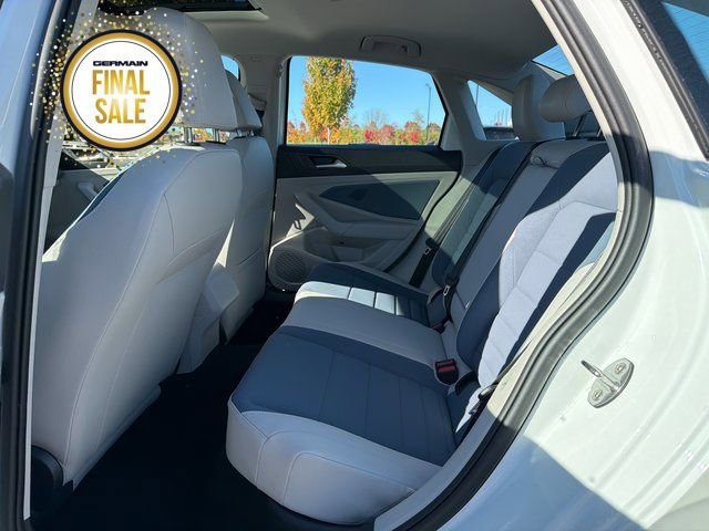 New 2026 Volkswagen Jetta SE image 13