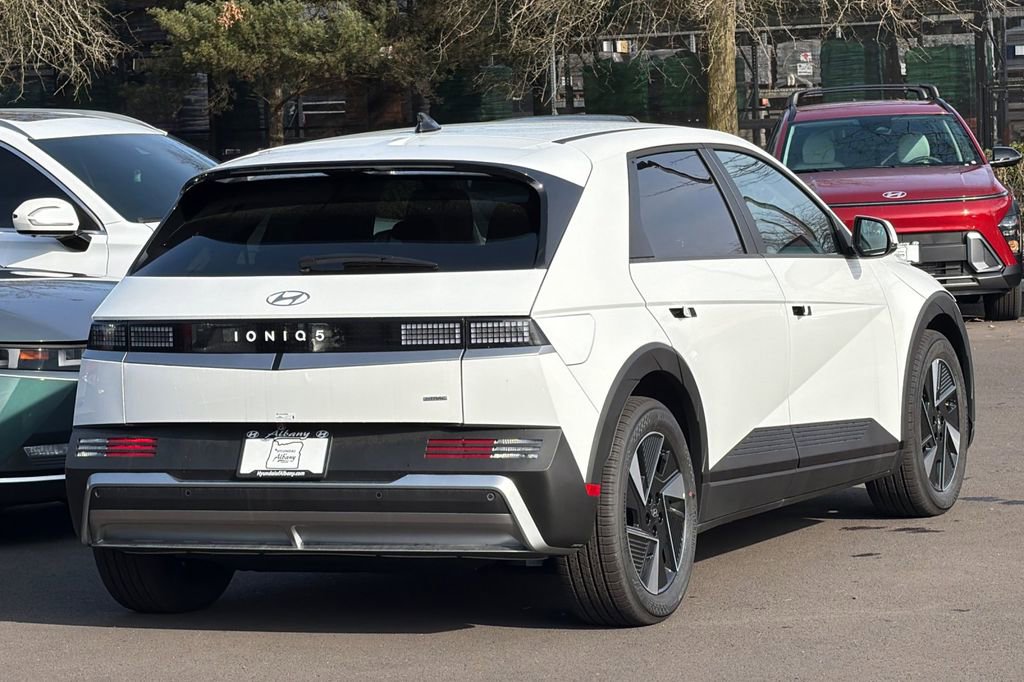 New 2026 Hyundai Ioniq 5 SEL image 5