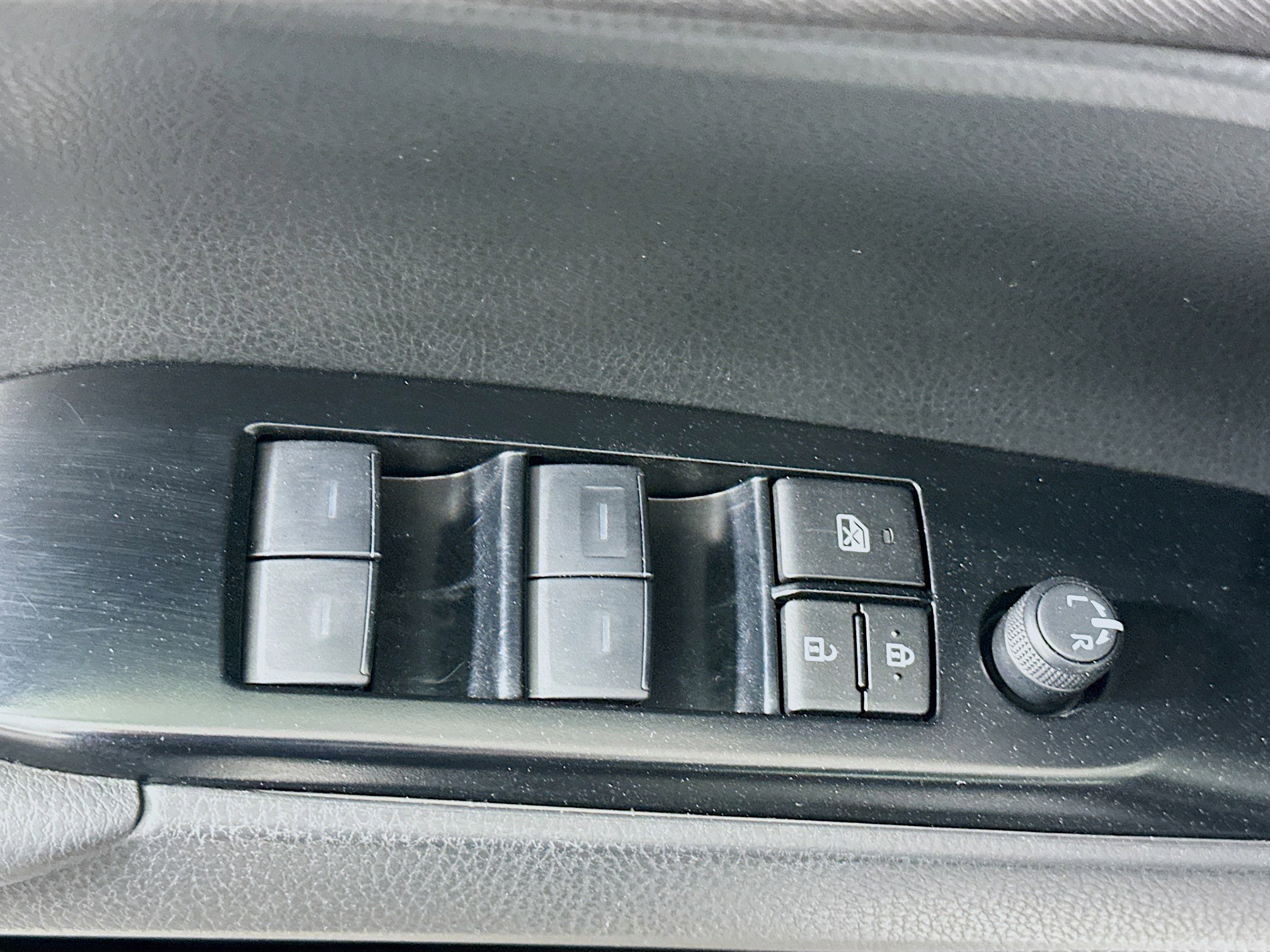 Used 2025 Toyota Camry LE image 15