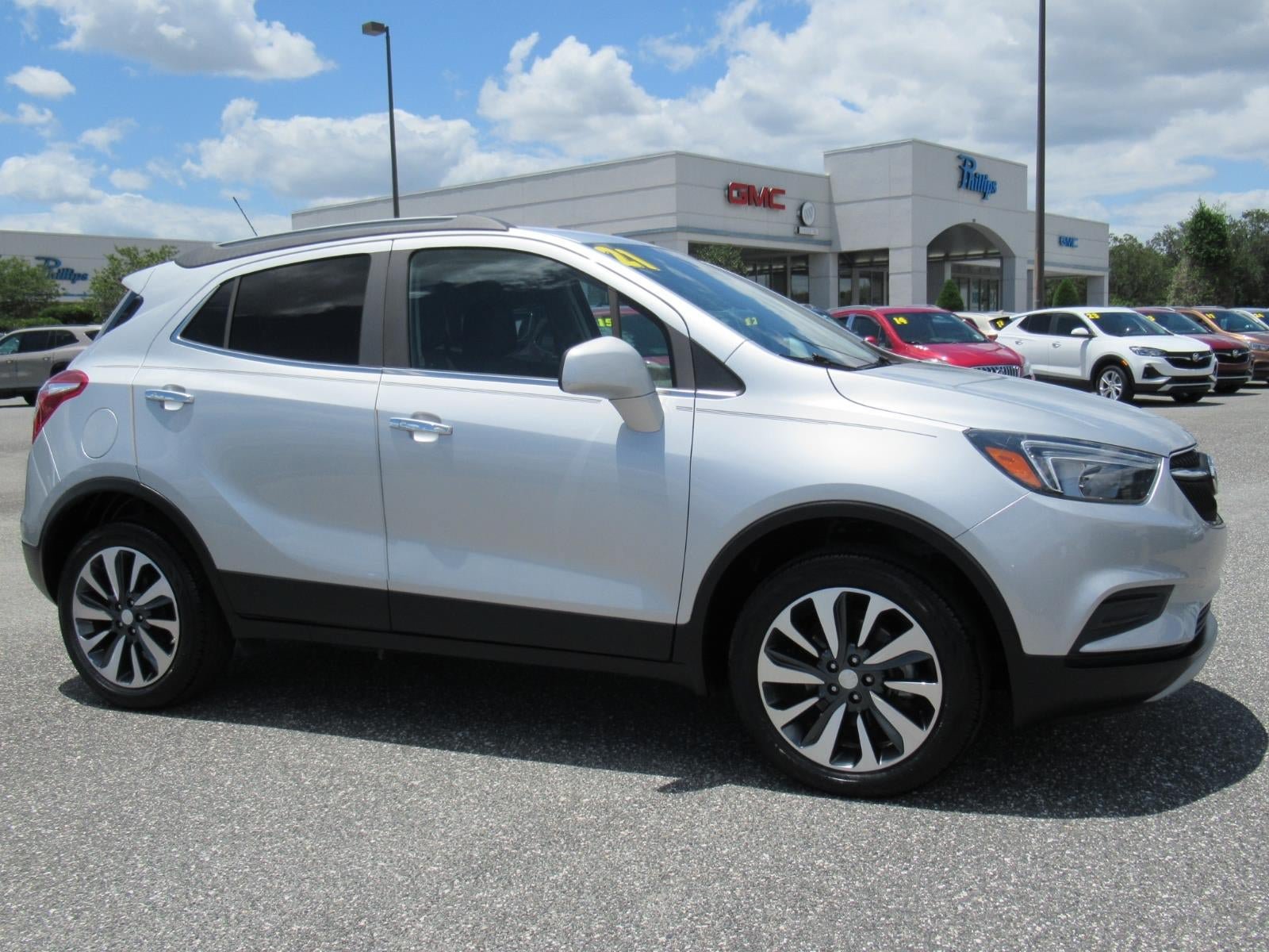 Used 2021 Buick Encore Preferred w/ Safety Package AWD/4WD image 2