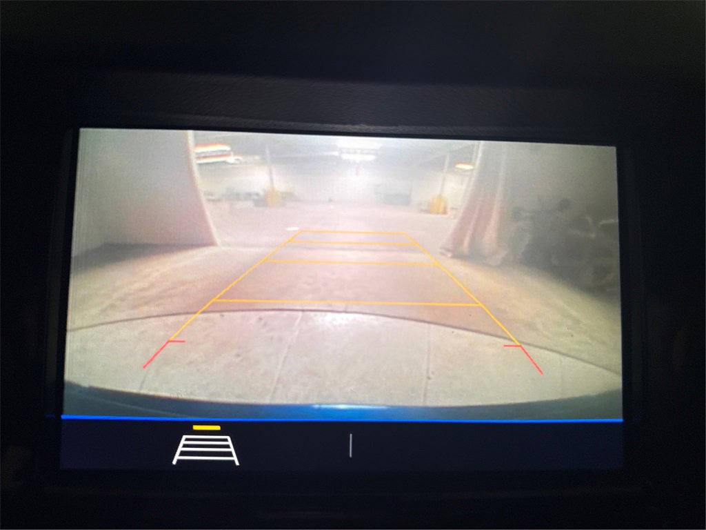 Used 2020 Chevrolet Trax LT w/ LT Convenience Package image 30