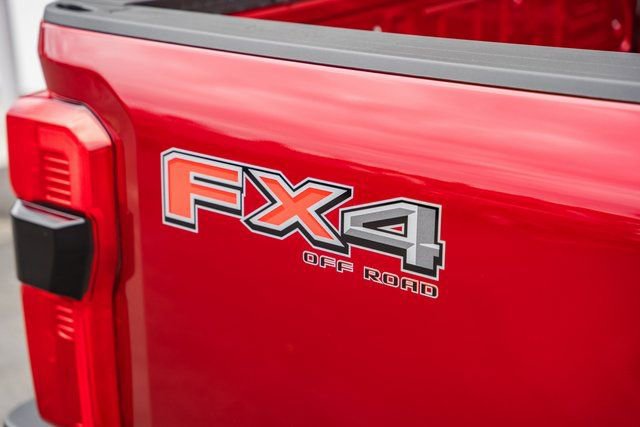 New 2026 Ford F250 Lariat w/ Lariat Ultimate Package image 30