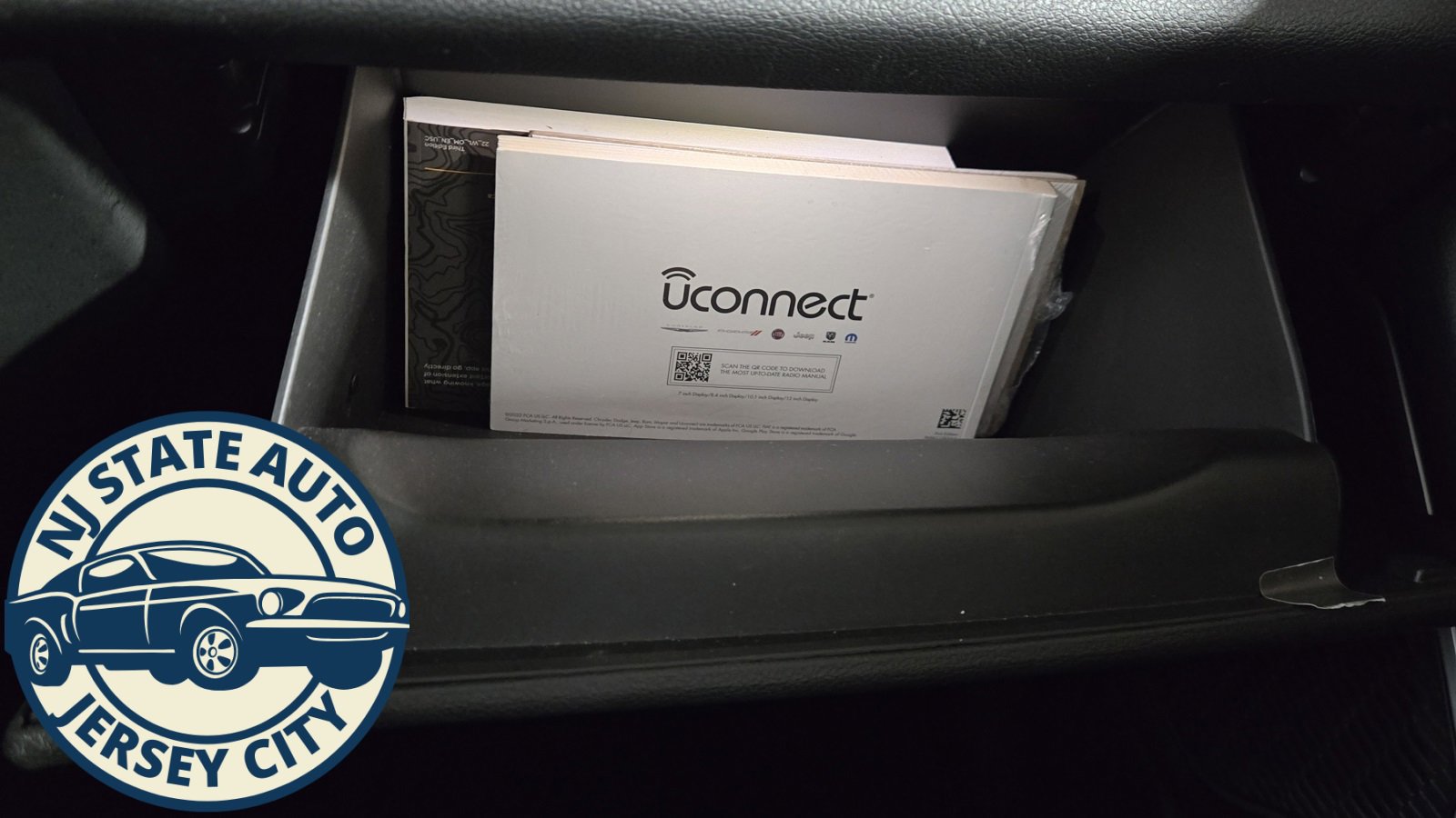 Used 2022 Jeep Grand Cherokee Limited 4xe image 18