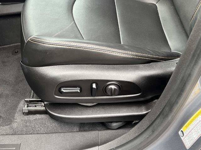 Used 2020 GMC Terrain SLT w/ Preferred Package FWD image 19