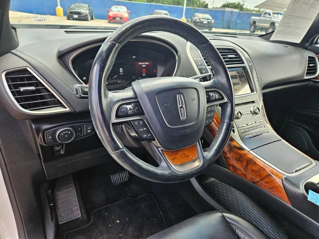 Used 2019 Lincoln Nautilus Reserve AWD/4WD image 8