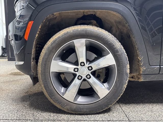 Used 2022 Jeep Grand Cherokee L Limited image 3