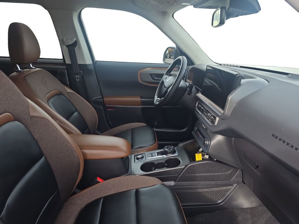 Used 2025 Ford Bronco Sport Outer Banks w/ Outer Banks Tech Package+ image 16