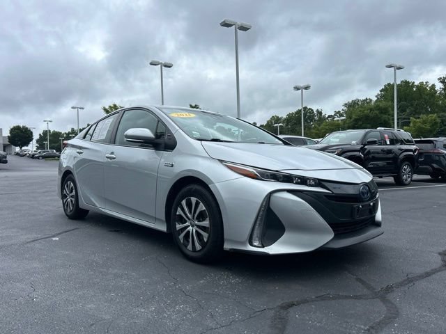 Used 2021 Toyota Prius Prime LE FWD image 4