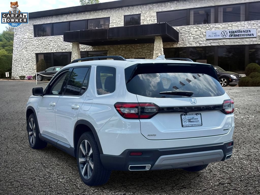 Used 2023 Honda Pilot Touring image 6