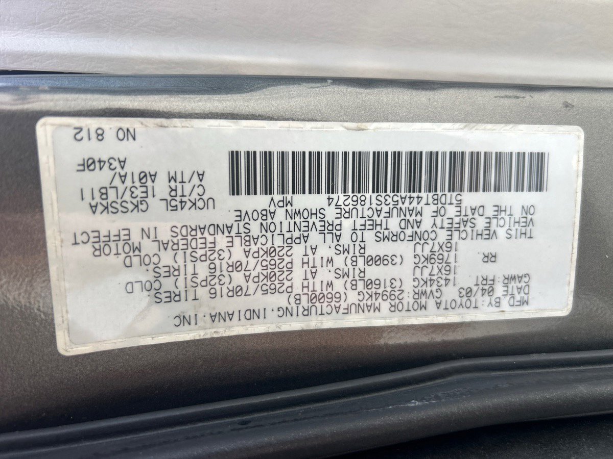 Used 2003 Toyota Sequoia SR5 AWD/4WD image 9