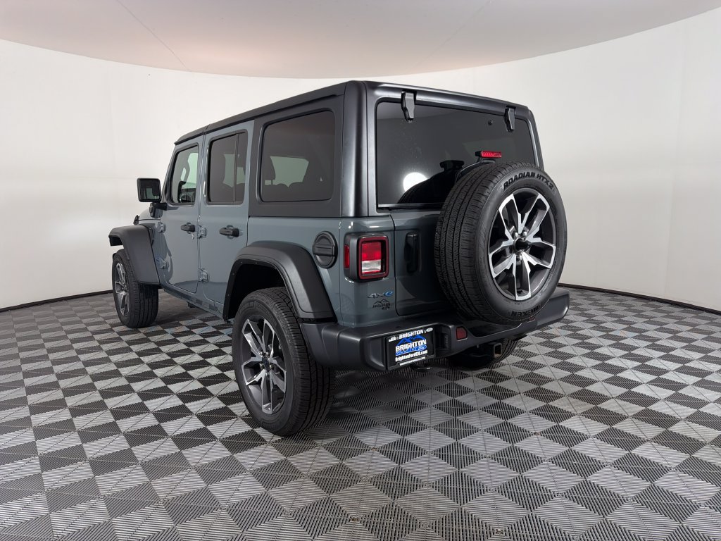 Used 2025 Jeep Wrangler Unlimited Sport S 4xe AWD/4WD image 5