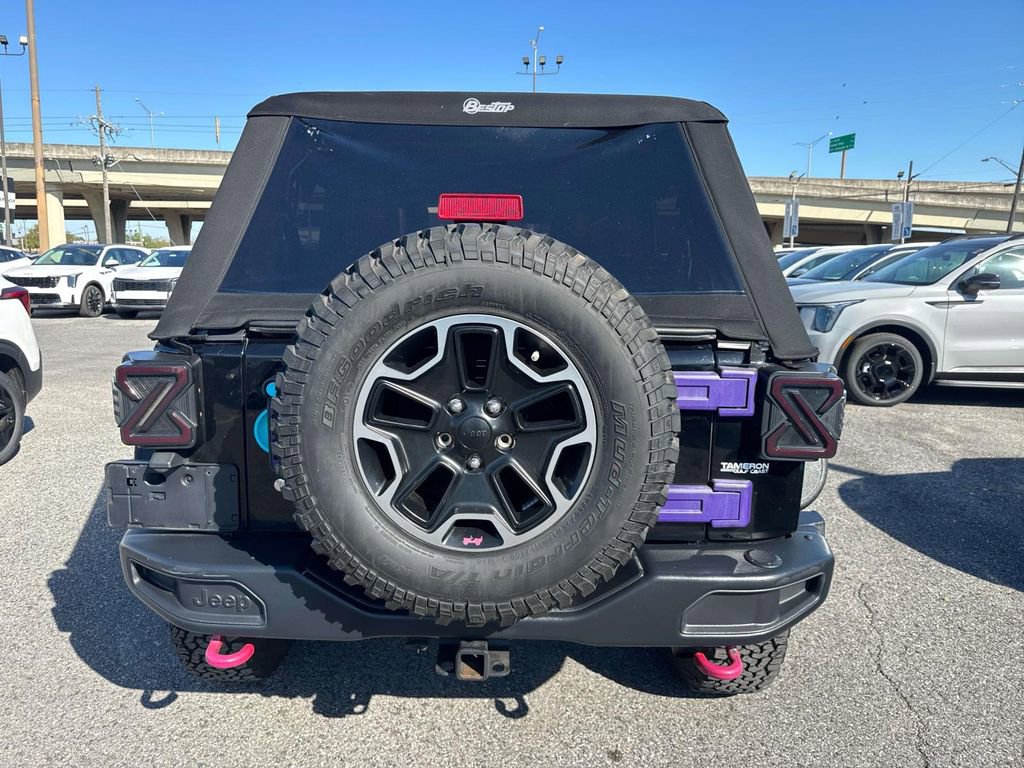 Used 2015 Jeep Wrangler Unlimited Rubicon image 8