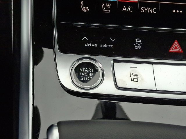Used 2026 Audi Q8 Premium Plus AWD/4WD image 19