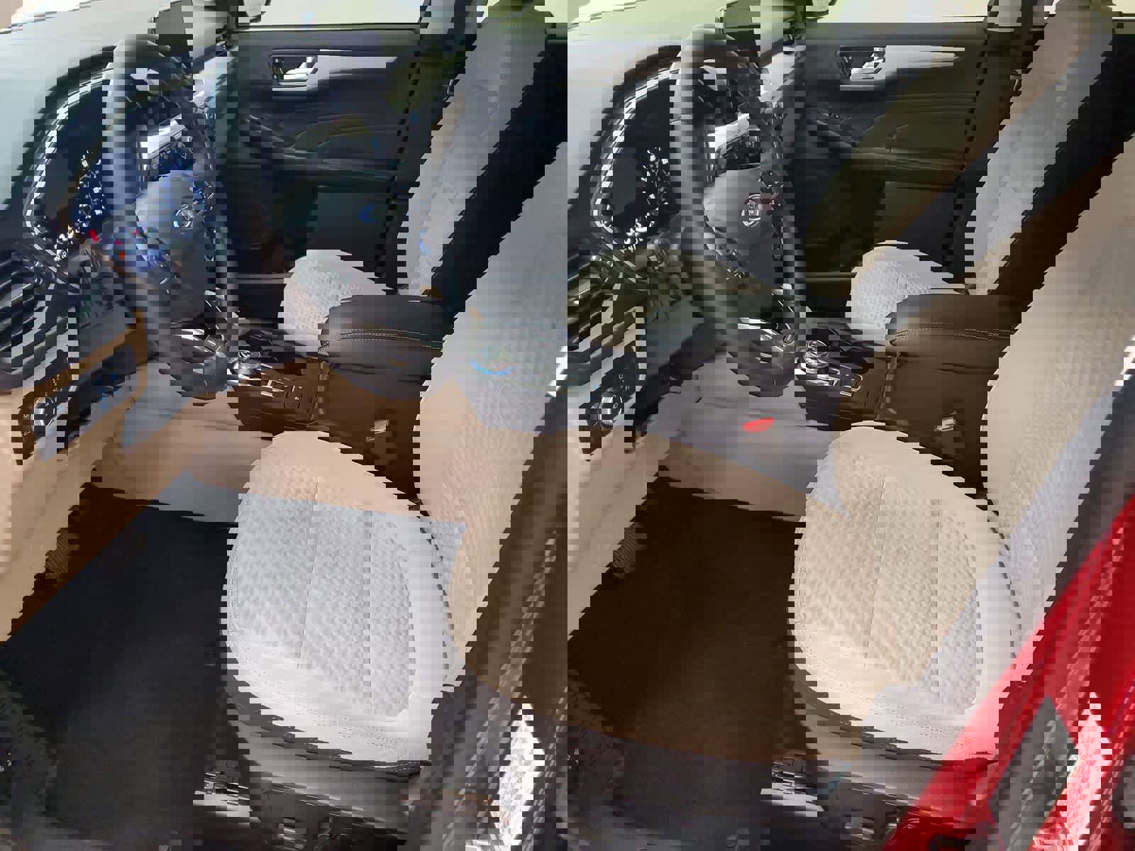 Used 2021 Ford Escape SE w/ Convenience Package image 16