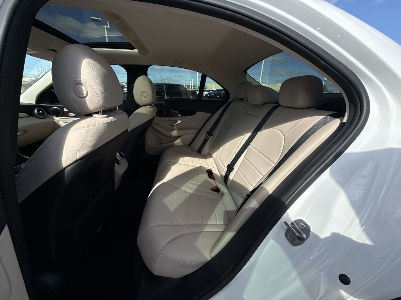 Used 2019 Mercedes-Benz C 300 Sedan image 23