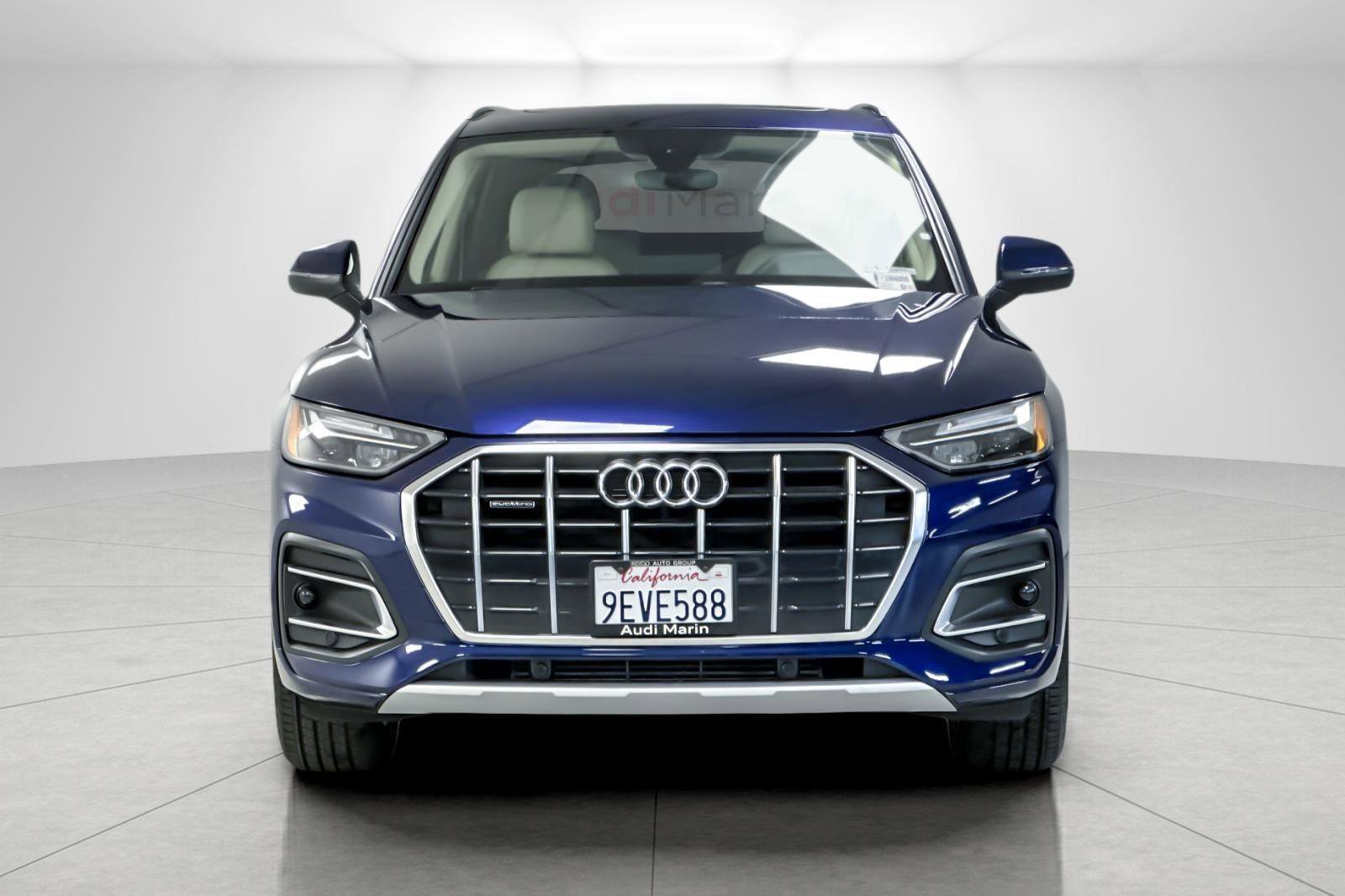 Used 2023 Audi Q5 Premium w/ Convenience Package image 8