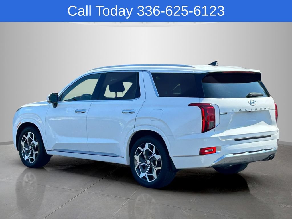 Used 2021 Hyundai Palisade Calligraphy FWD image 3