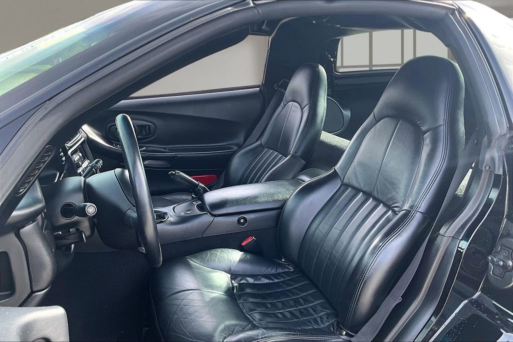 Used 2002 Chevrolet Corvette Base image 18