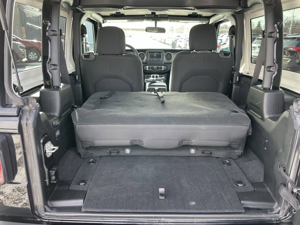 Used 2023 Jeep Wrangler Sport S image 30