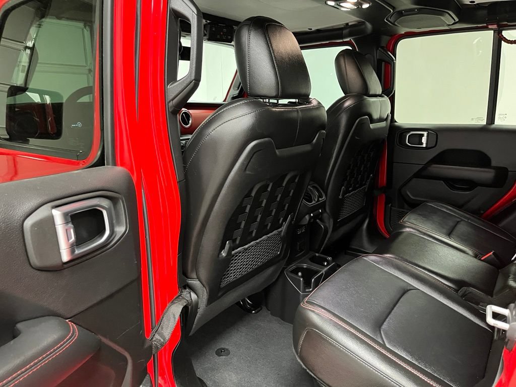 Used 2022 Jeep Gladiator Rubicon w/ Cold Weather Group AWD/4WD image 45