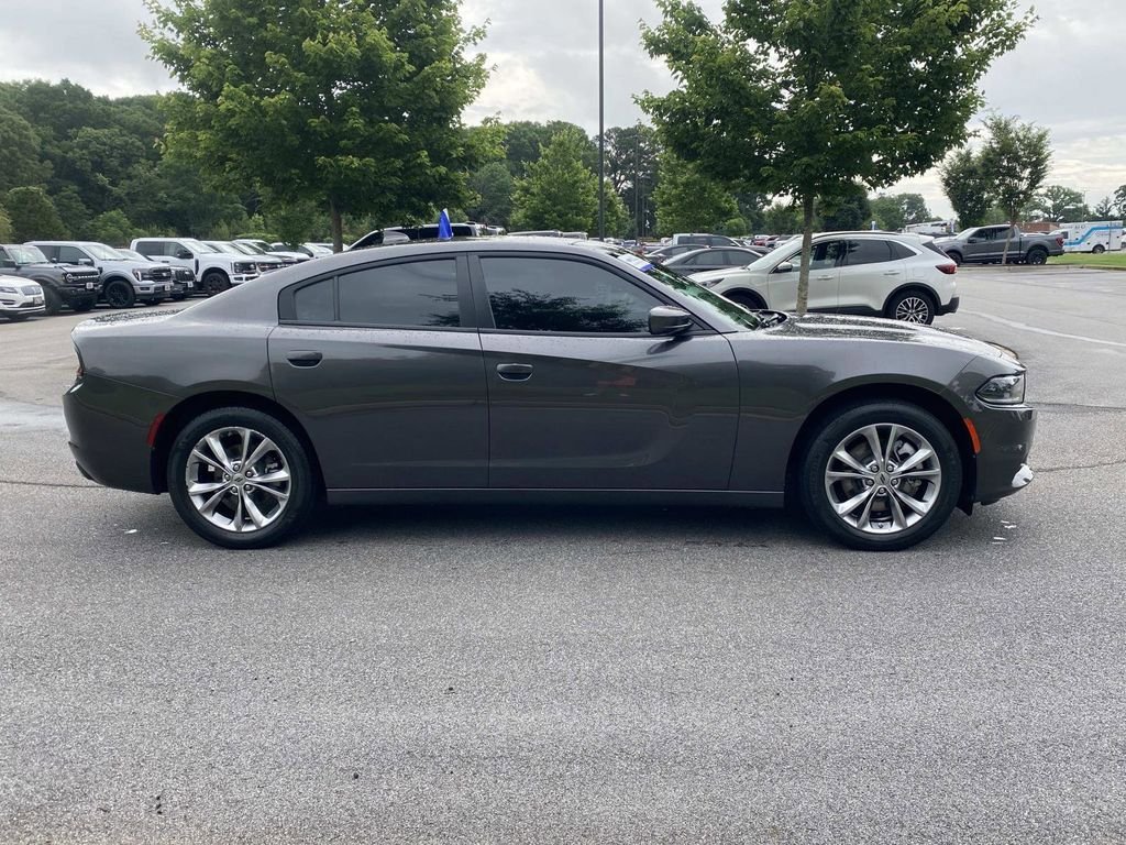 Used 2022 Dodge Charger SXT AWD/4WD image 2