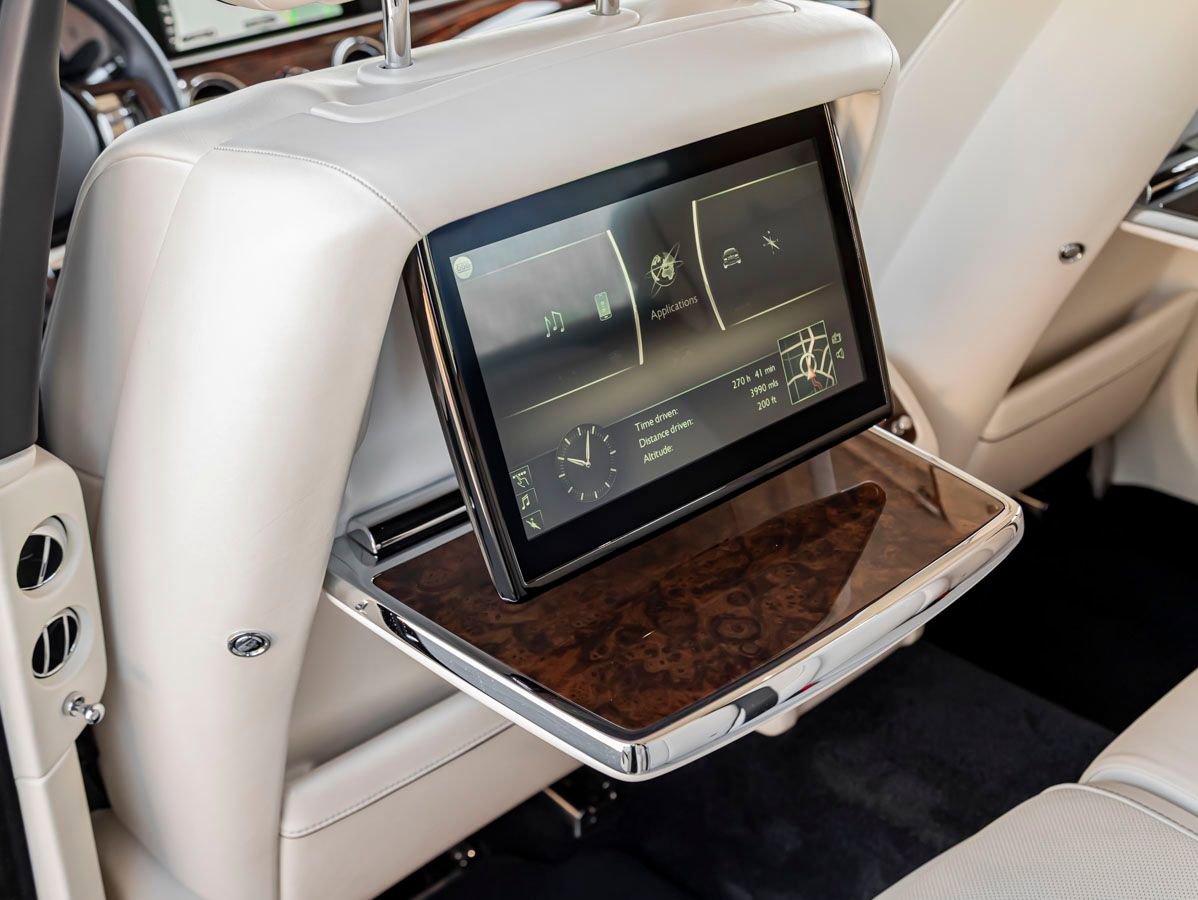 Used 2022 Rolls-Royce Ghost w/ Ghost Package AWD/4WD image 20