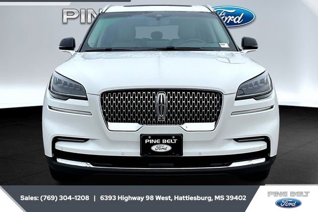 Used 2022 Lincoln Aviator Reserve w/ Elements Package Plus image 3